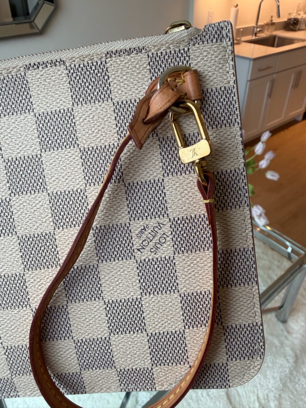 Louis Vuitton Damier Azur Neverfull Pouch - Picture 3 of 7